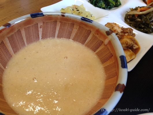 とろろ料理　農家レストランとろろ屋半兵衛