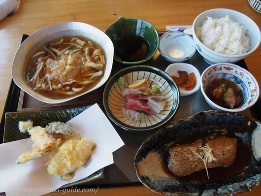 四倉ランチ　やまかく日替わりランチ