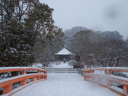 雪の白水阿弥陀堂