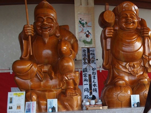 かねまん　シーフードケーキ